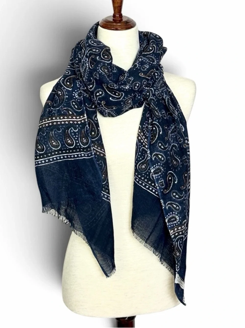 NWOT John Henric Linen Cotton Blend Large Scarf Lightweight Blue Paisley Sweden